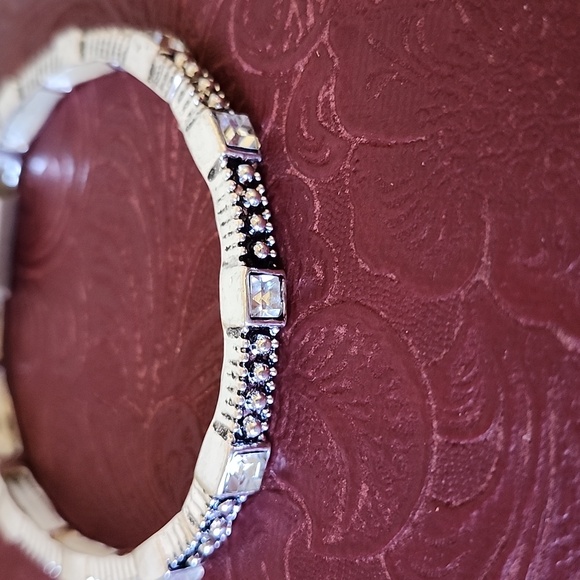 Western Set Of Three Bling Bracelets NWT - Picture 6 of 6